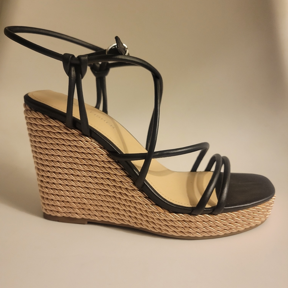 Wedge heels